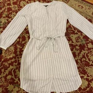 Banana Republic black/white print dress sz 14. New